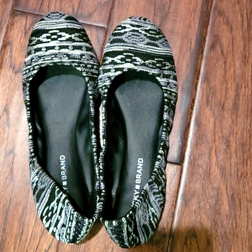 Lucky Brand flats size 10